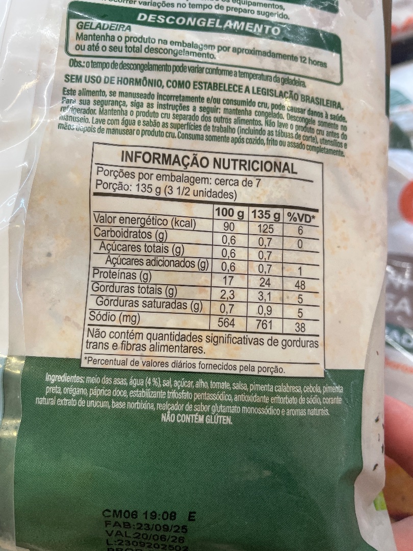 Meio das Asas de Frango Temperado Congelado