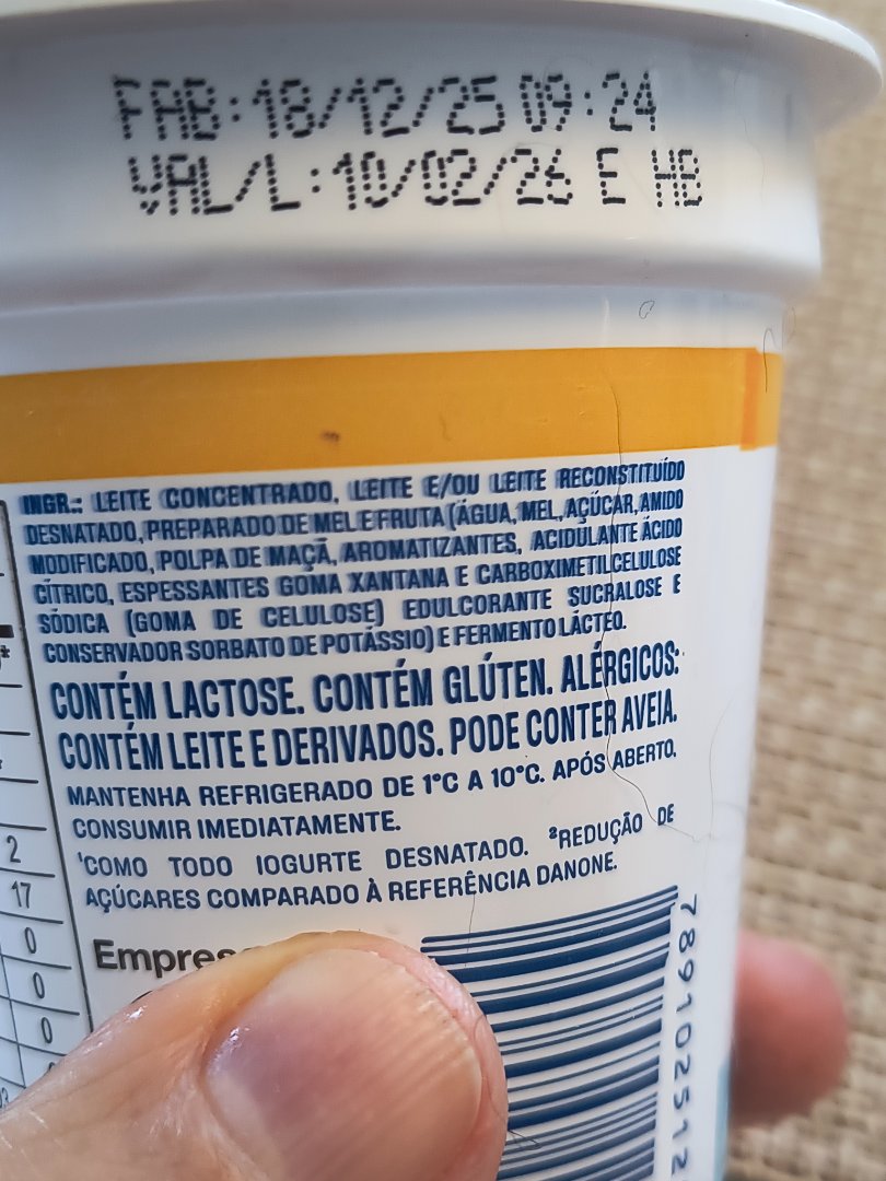 Iogurte Desnatado com Preparado de Mel e Fruta