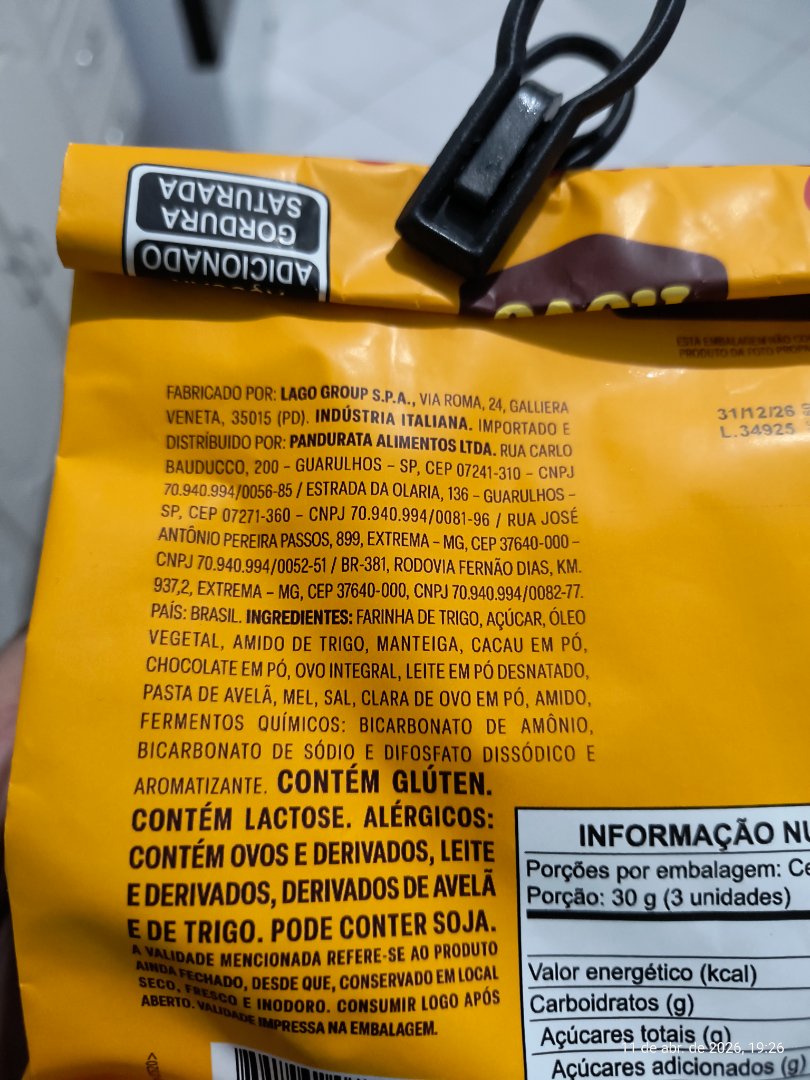 Biscoito Lago Recheado com Avelã